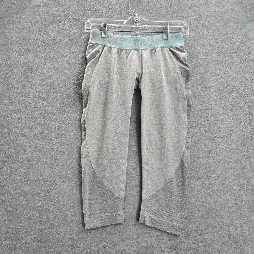 Gymshark Women Activewear Pants Small Gray Capri Performance Legging Logo 17"